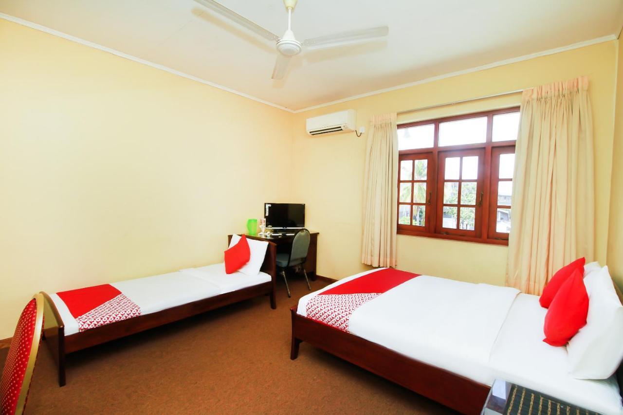Chinese Lotus Luxapathiya - Shanghai Hotel Moratuwa Habitación foto