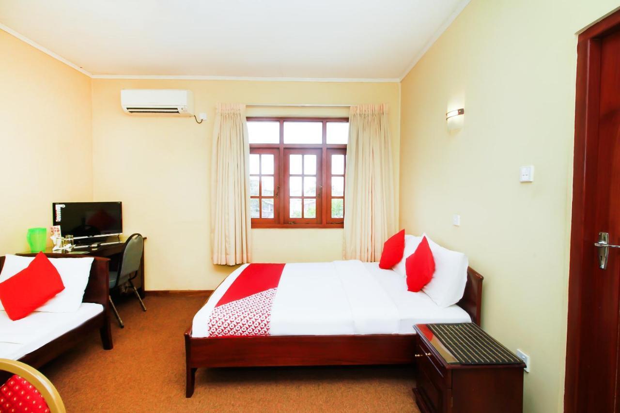 Chinese Lotus Luxapathiya - Shanghai Hotel Moratuwa Exterior foto